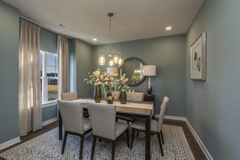 a dining room in the age qualified snellville community of gladstone landing