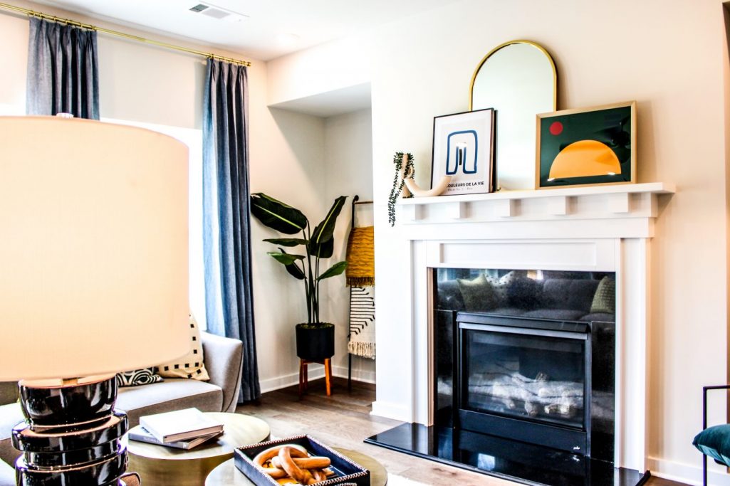 a living room in Sweetwater Landing Townhomes