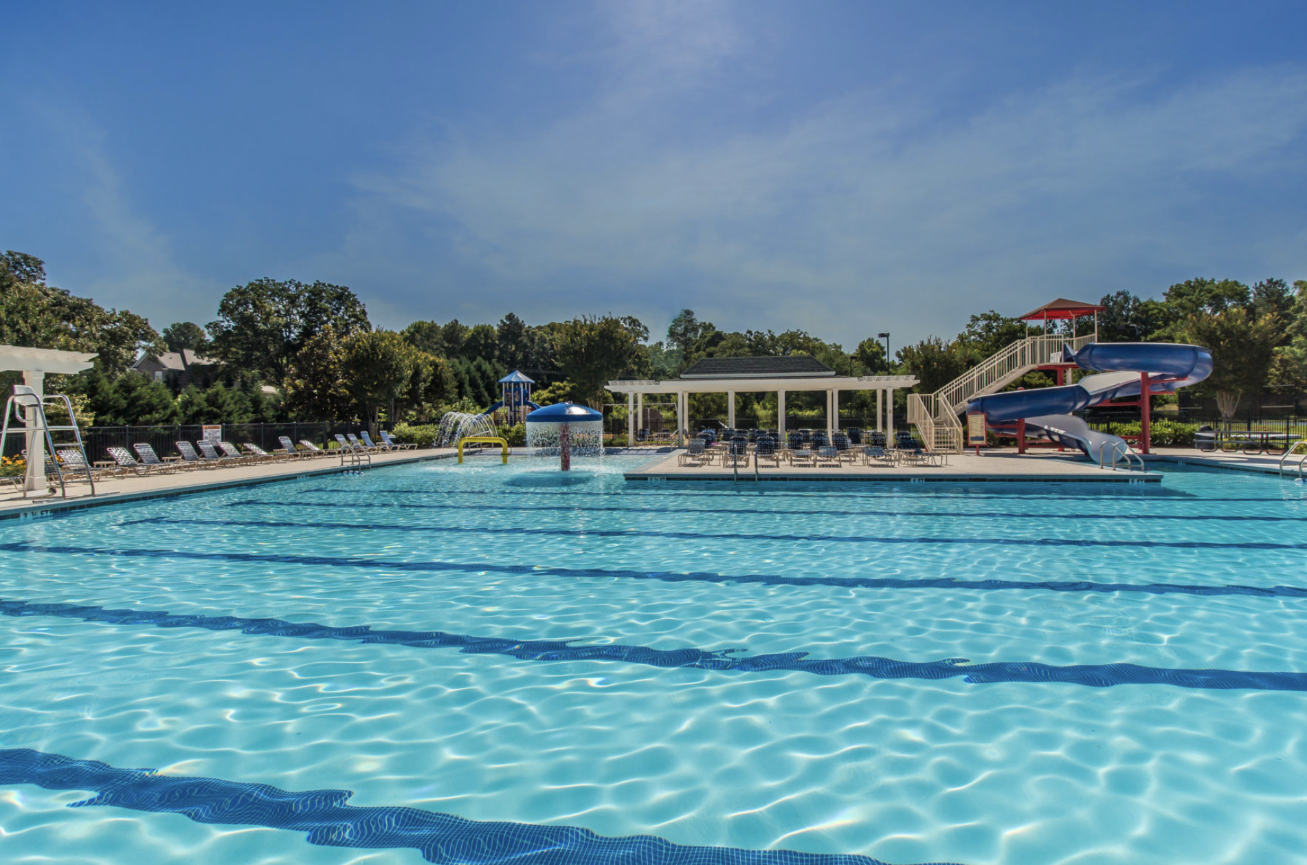 swimming pool at traditions of braselton