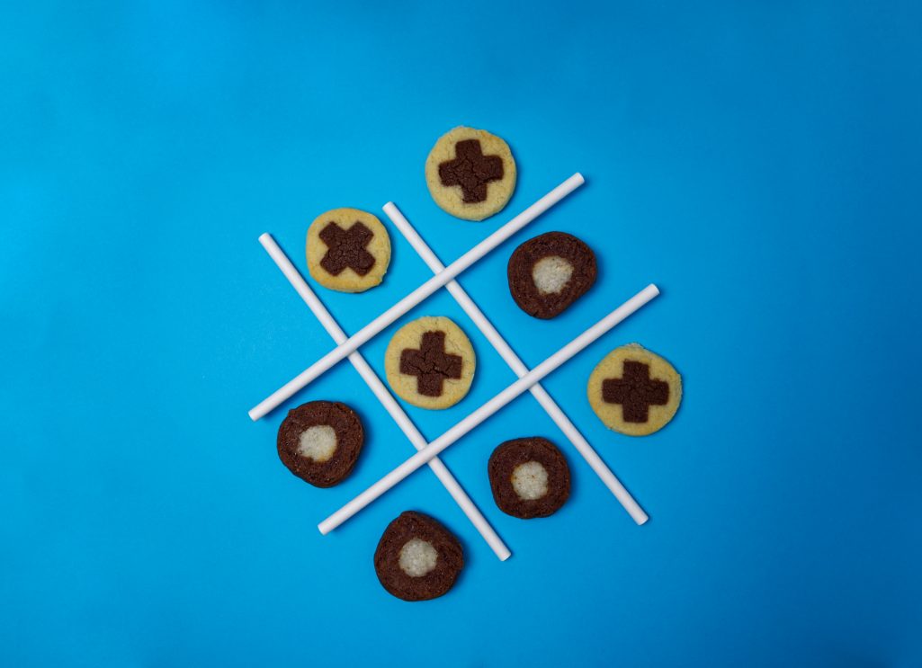 unique cookies game tic tac toe cookie Natalia Maliseva © Shutterstock