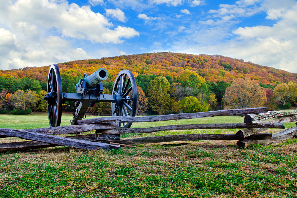 Civil War era cannon overlooks Kennesaw Mountain National Battlefield Park ©Rob Hainer